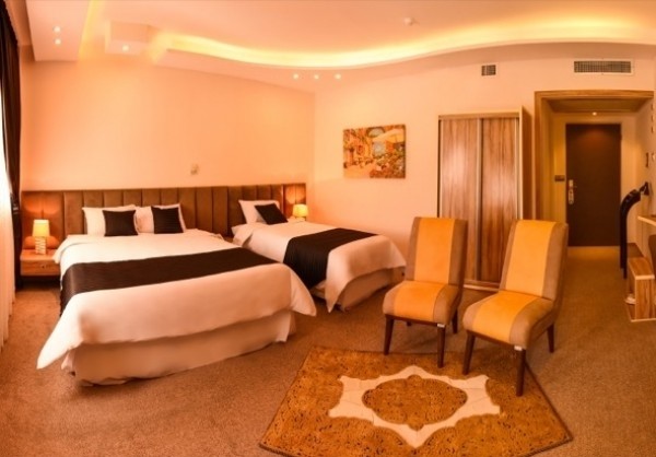 اتاق سه تخته هتل بین‌المللی پیام اراک